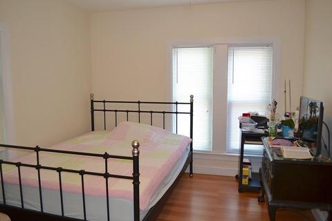 31 Eames St, Framingham, MA 01702 photo 9