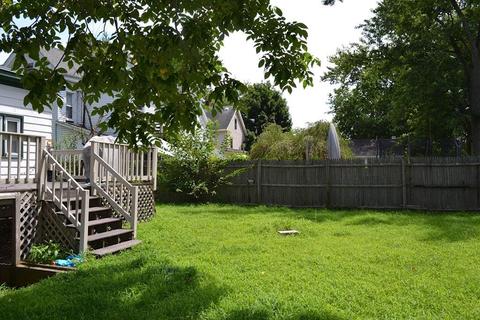 31 Eames St, Framingham, MA 01702 photo 2