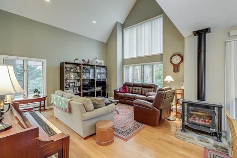 490 Aspinet Rd, Eastham, MA 02642 photo 5
