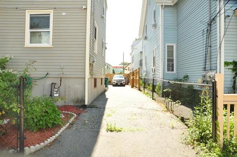 78 Timson St, Lynn, MA 01902 photo 2