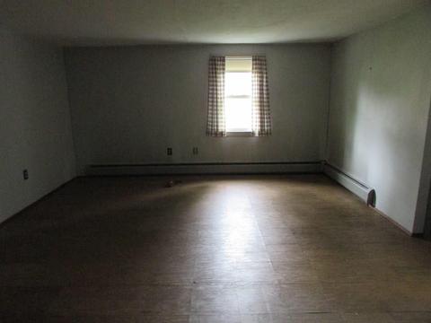 33 Irene St, Springfield, MA 01108 photo 18