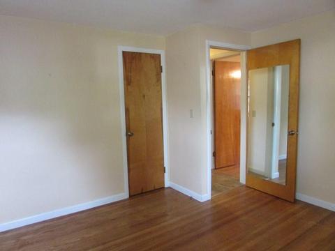 33 Irene St, Springfield, MA 01108 photo 10