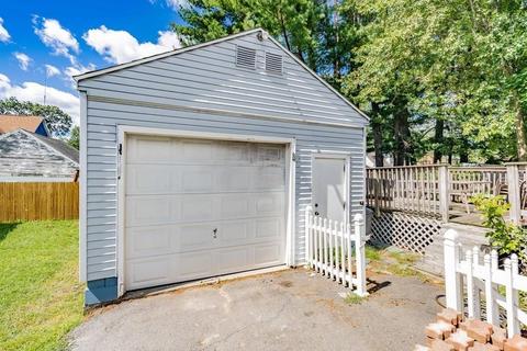 20 Bernard St, Springfield, MA 01109 photo 6