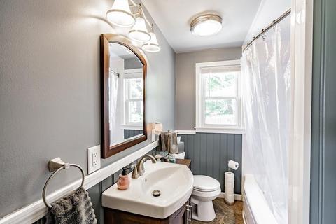 20 Bernard St, Springfield, MA 01109 photo 12