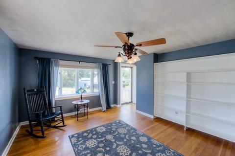 17 Regal St, Springfield, MA 01118 photo 12