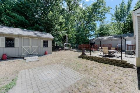 17 Regal St, Springfield, MA 01118 photo 26