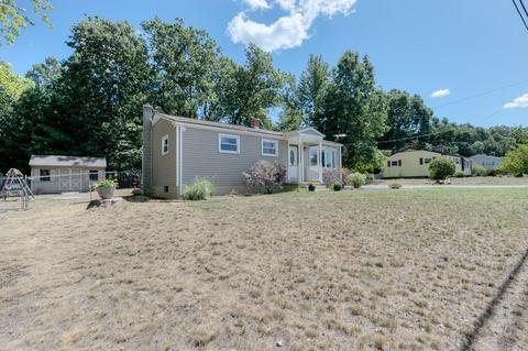 17 Regal St, Springfield, MA 01118 photo 34