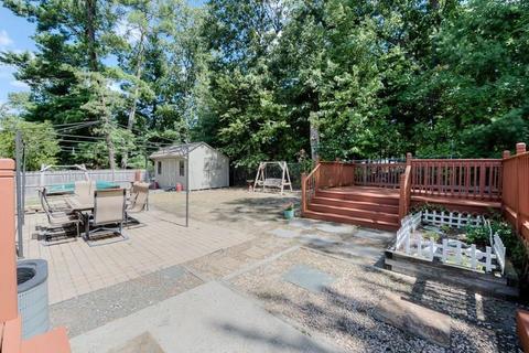 17 Regal St, Springfield, MA 01118 photo 28