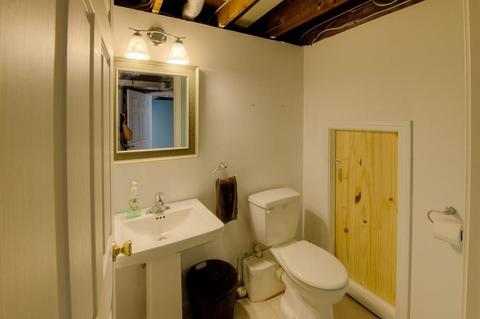 17 Regal St, Springfield, MA 01118 photo 25