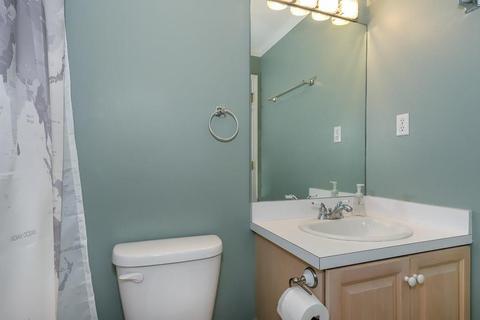 60 Maple St #E, Canton, MA 02021 photo 16