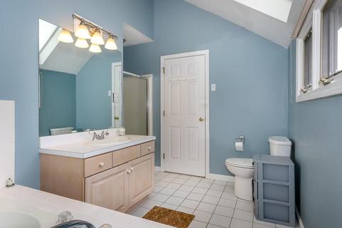 60 Maple St #E, Canton, MA 02021 photo 14