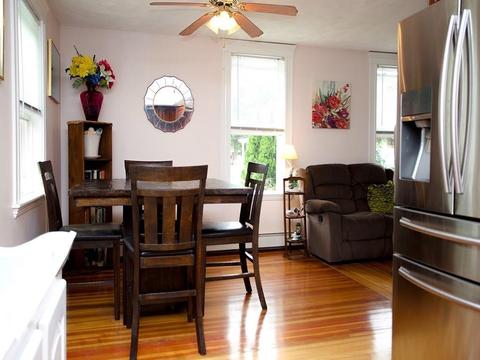 35 Ocean Ave, Winthrop, MA 02152 photo 4
