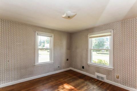 23 Brookside Cir, Springfield, MA 01129 photo 14