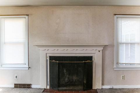 23 Brookside Cir, Springfield, MA 01129 photo 9
