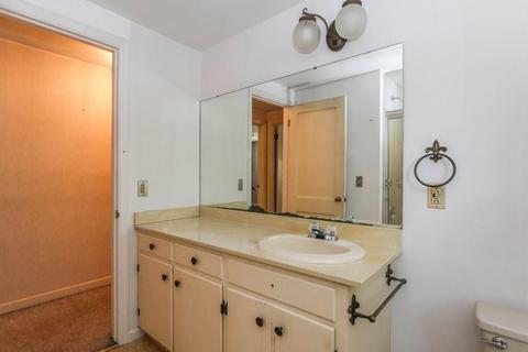 23 Brookside Cir, Springfield, MA 01129 photo 11