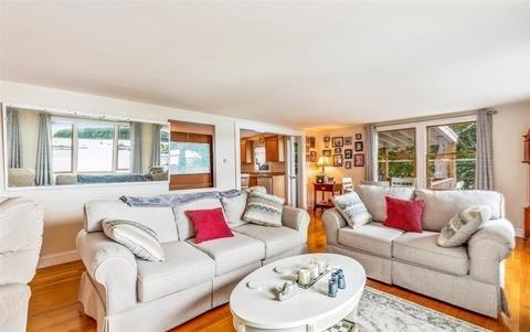 352 Mashpee Neck Rd, Mashpee, MA 02649 photo 10