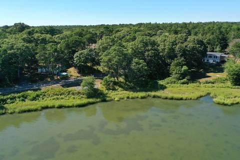 352 Mashpee Neck Rd, Mashpee, MA 02649 photo 4