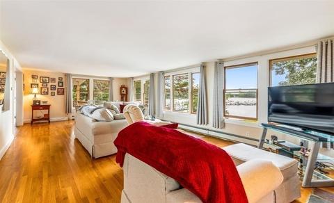 352 Mashpee Neck Rd, Mashpee, MA 02649 photo 11