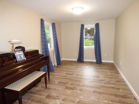 100 Taramac Rd, Barnstable, MA 02632 photo 4