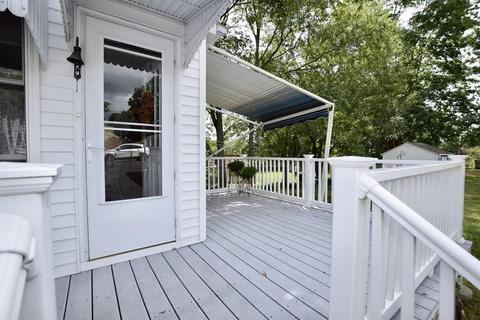 13 E Main, Middleboro, MA 02346 photo 8