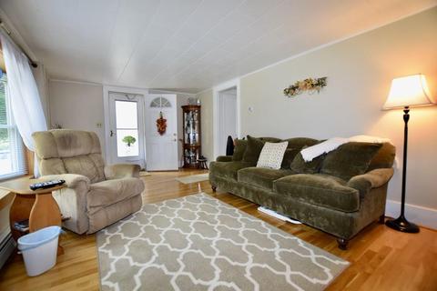 13 E Main, Middleboro, MA 02346 photo 27