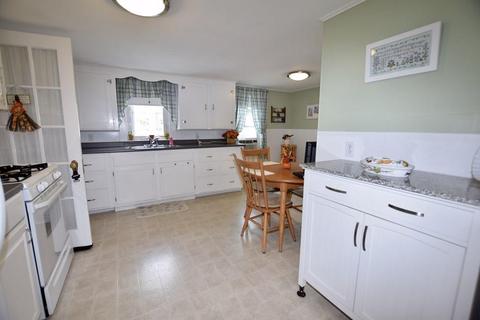 13 E Main, Middleboro, MA 02346 photo 15