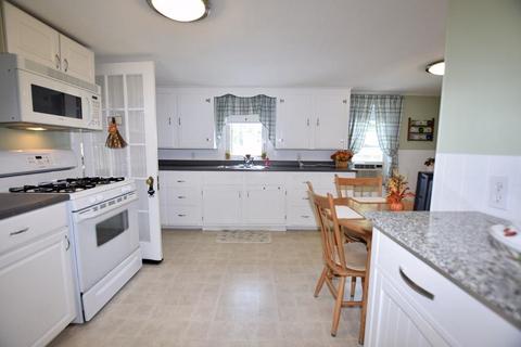 13 E Main, Middleboro, MA 02346 photo 17