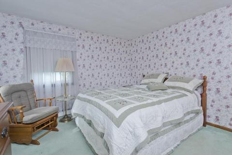 167 Mildred Ave, Springfield, MA 01104 photo 14