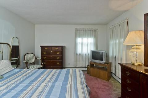 167 Mildred Ave, Springfield, MA 01104 photo 13