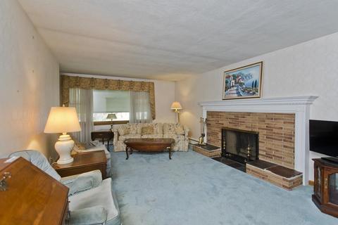 167 Mildred Ave, Springfield, MA 01104 photo 10