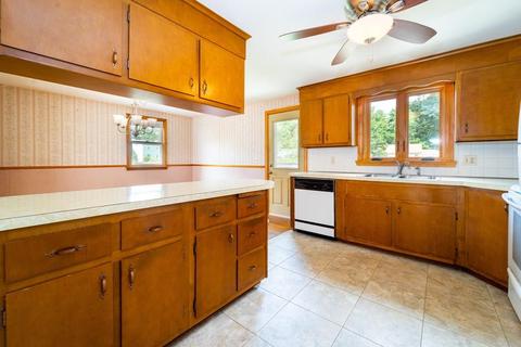 54 Chickering Rd, Raynham, MA 02767 photo 16