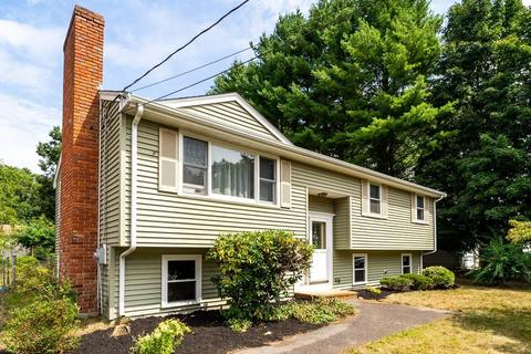 54 Chickering Rd, Raynham, MA 02767 photo 8