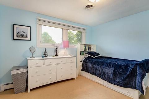 100 Gary Rd, Needham, MA 02494 photo 25
