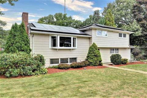100 Gary Rd, Needham, MA 02494 photo 1