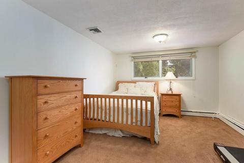 100 Gary Rd, Needham, MA 02494 photo 29