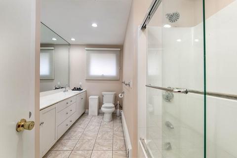 100 Gary Rd, Needham, MA 02494 photo 27