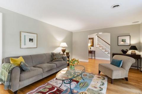 631 South, Needham, MA 02492 photo 9