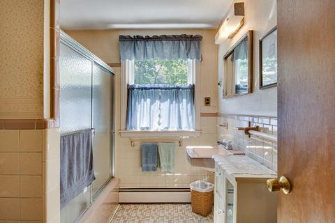 29 Oak Hill Rd, Needham, MA 02492 photo 18