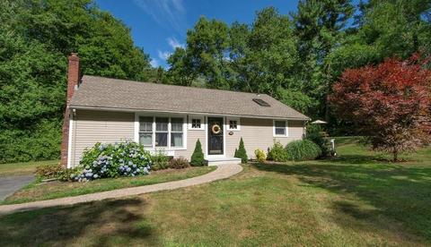 32 Maple St, Scituate, MA 02066 photo 1