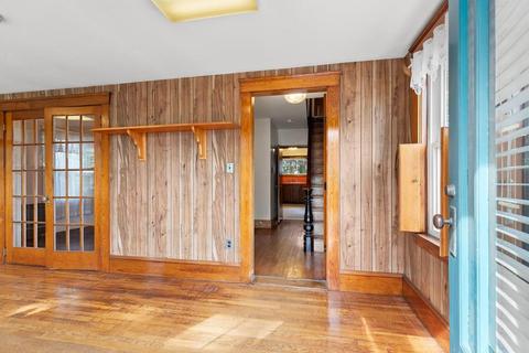 34 Walnut St, Maynard, MA 01754 photo 9