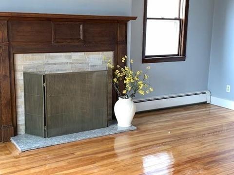 235 Hamilton St, Worcester, MA 01604 photo 3