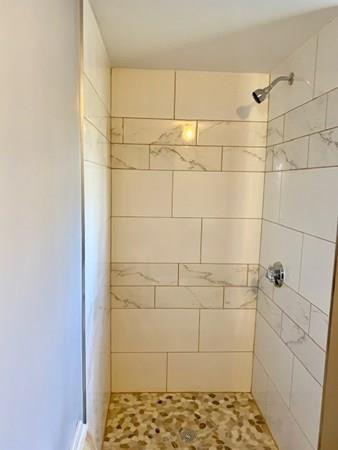 235 Hamilton St, Worcester, MA 01604 photo 17