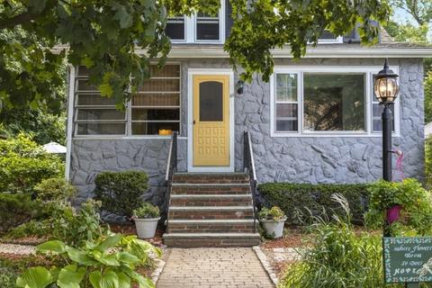39 Cross St, Reading, MA 01867 photo 3