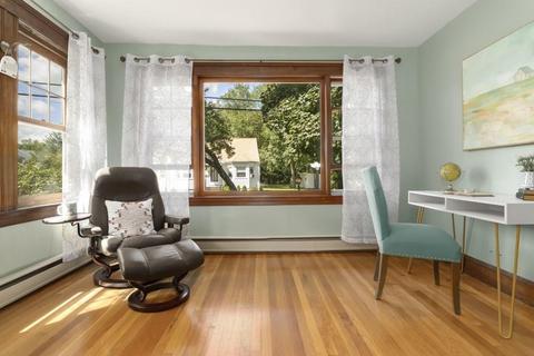 39 Cross St, Reading, MA 01867 photo 13