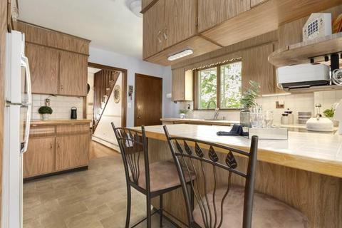39 Cross St, Reading, MA 01867 photo 17