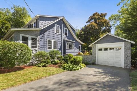 39 Cross St, Reading, MA 01867 photo 2