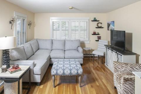 248 North St, Hingham, MA 02043 photo 4