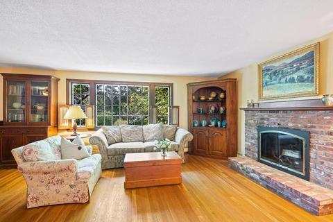 526 Franklin St, Reading, MA 01867 photo 11