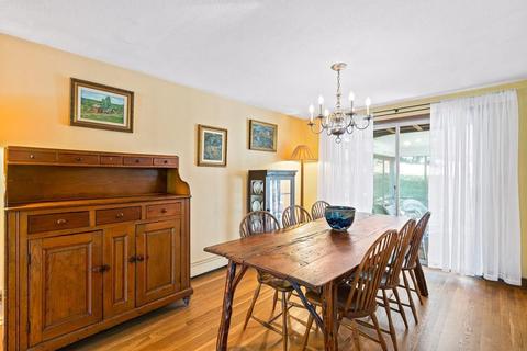 526 Franklin St, Reading, MA 01867 photo 14