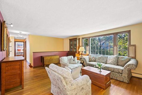 526 Franklin St, Reading, MA 01867 photo 9